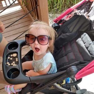 Meet your Posher, Debbie